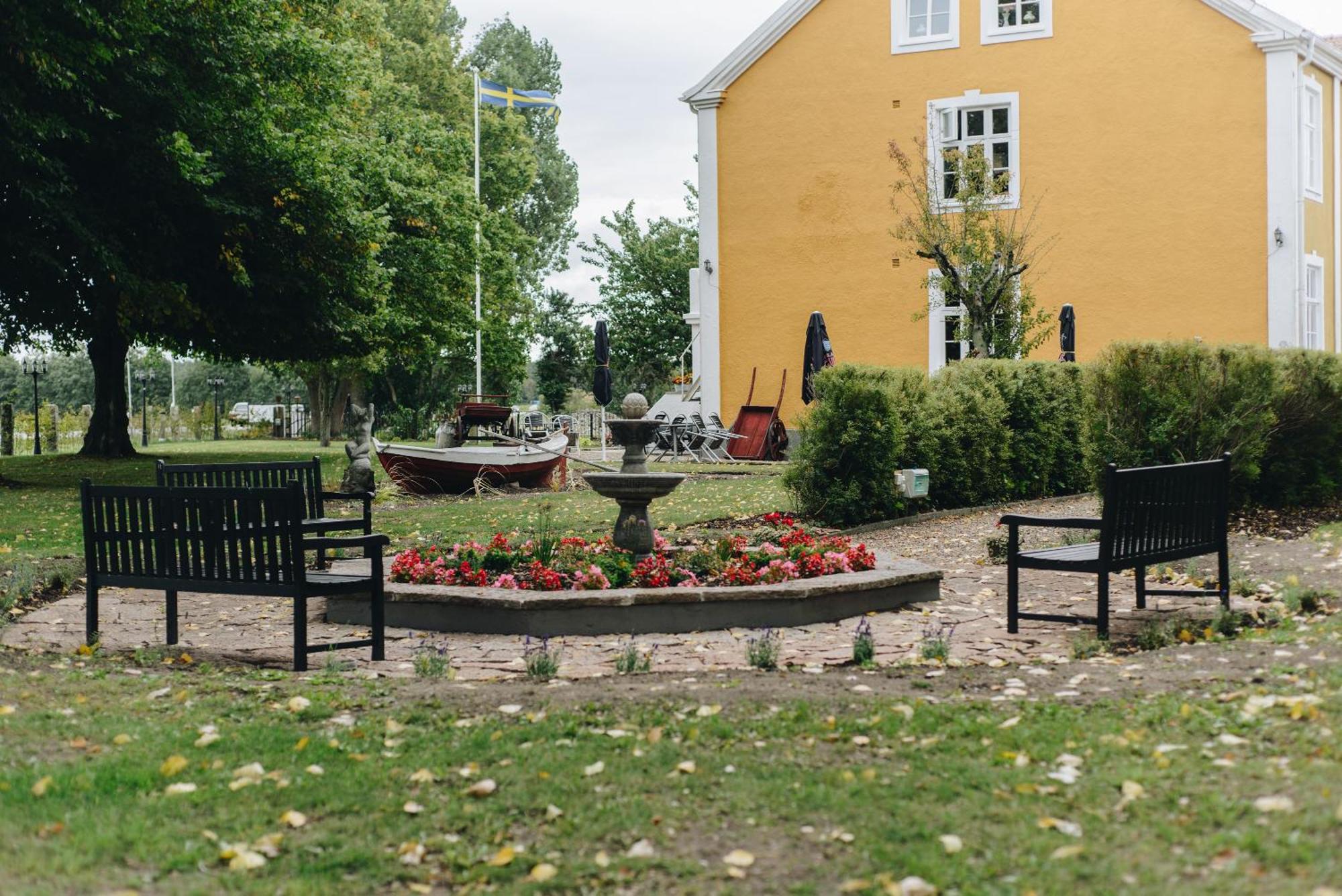Mjaellbyhus Pensionat & Stugby Sölvesborg Extérieur photo